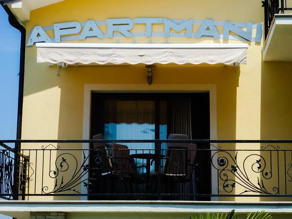 Apartments Danex Aida Umago 0*,  Croazia